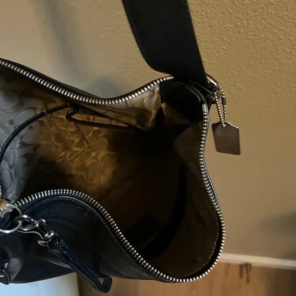 Vintage coach legacy Black Leather cross body Bag - Picture 6 of 9